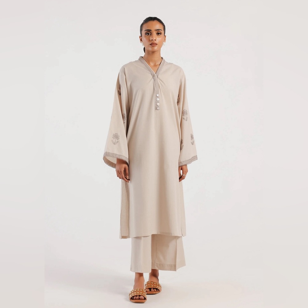 Casual Ethnic Kurta Shalwar (New)
Size S & L
Price $40